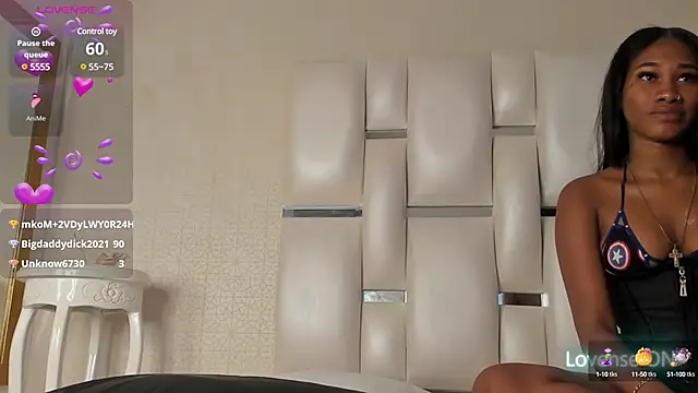 Snapshot of vayoleen chatting on February 21, 9:00 pm vayoleen online show from February 21, 9:00 pm