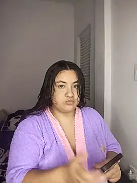 nadine russo online show from February 16, 12:20 am