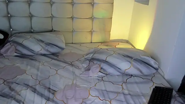 saskya online show from September 16, 1:06 am