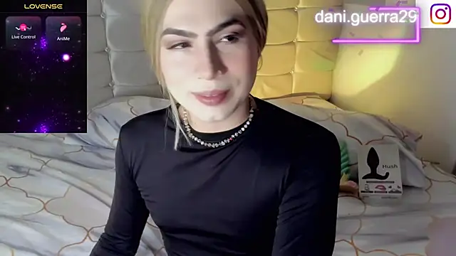 saskya online show from November 20, 2:12 am