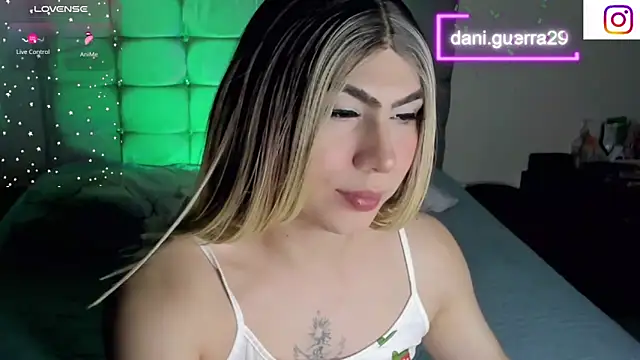 saskya online show from March 10, 1:09 am