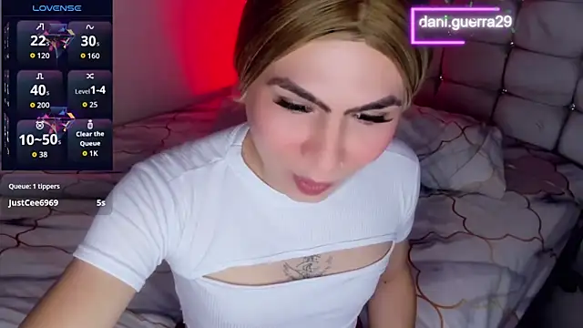 saskya online show from October 9, 8:20 pm