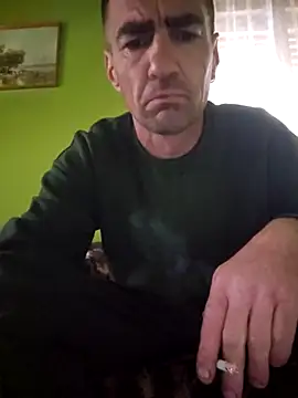 Gabesz1986xh online show from April 14, 2:22 pm