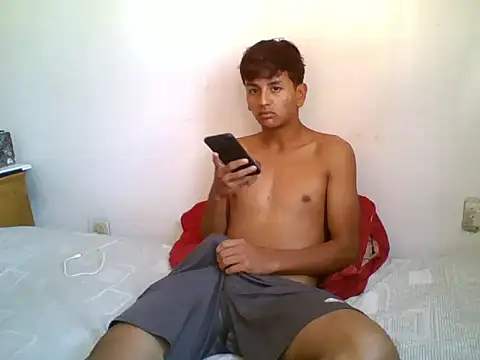 Snapshot of teendotados chatting on December 27, 12:23 pm teendotados online show from December 27, 12:23 pm