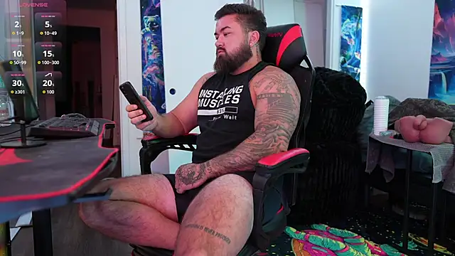 Snapshot of B_The_Creator_X chatting on October 3, 1:53 am B The Creator X online show from October 3, 1:53 am