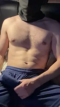 Snapshot of Dacio92 chatting on December 15, 11:10 pm Dacio92 online show from December 15, 11:10 pm