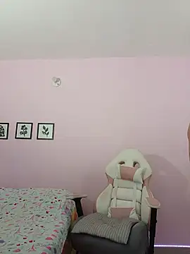 sophie pazz online show from May 21, 10:07 pm