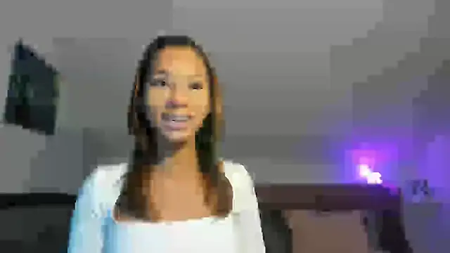 Snapshot of cedaya444 chatting on December 9, 2:49 pm cedaya444 online show from December 9, 2:49 pm