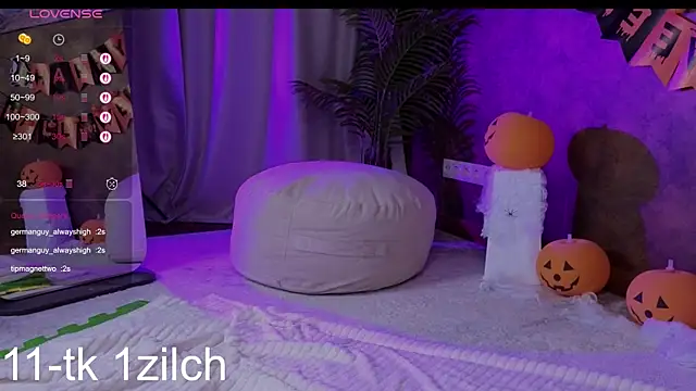 LilithStrangfor online show from October 31, 1:52 pm