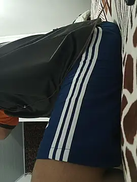 beautiful hands  online show from March 29, 6:59 am