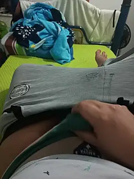 beautiful hands  online show from February 12, 9:31 am