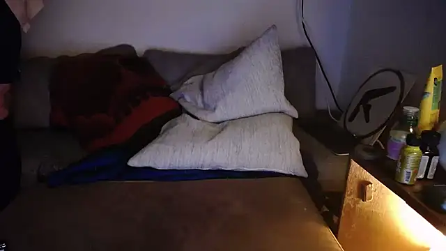 P4RtYBOII92 online show from February 11, 3:06 am