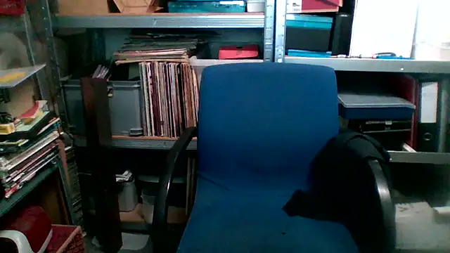 P4RtYBOII92 online show from October 21, 6:29 pm