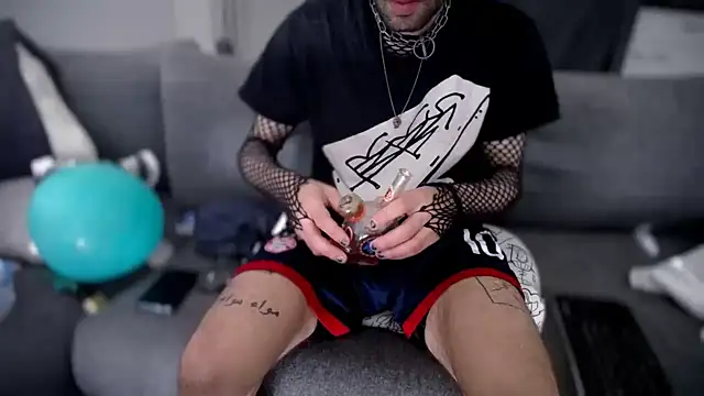 P4RtYBOII92 online show from September 26, 2:24 pm
