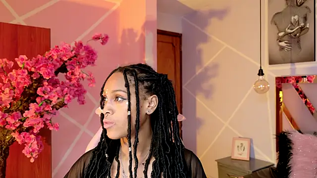 Elith noa online show from October 2, 7:34 am