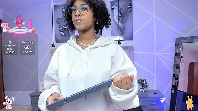 Elith noa online show from March 18, 7:22 pm