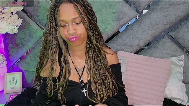 Elith noa online show from May 28, 2:41 am