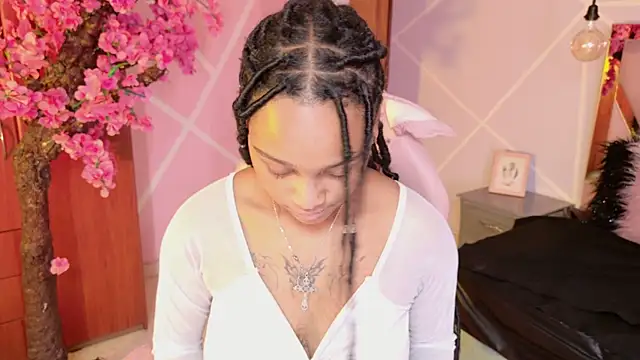 Elith noa online show from October 1, 7:29 pm