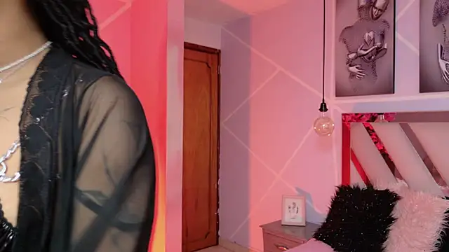 Elith noa online show from November 4, 7:28 pm