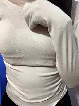 Snapshot of Vani_S2 chatting on March 17, 3:18 pm Vani S2 online show from March 17, 3:18 pm