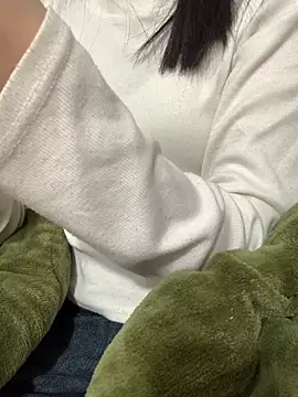 Snapshot of Vani_S2 chatting on December 30, 3:34 pm Vani S2 online show from December 30, 3:34 pm