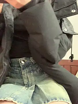 Snapshot of Vani_S2 chatting on February 19, 6:22 am Vani S2 online show from February 19, 6:22 am