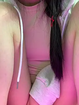 Snapshot of Vani_S2 chatting on December 25, 4:32 pm Vani S2 online show from December 25, 4:32 pm