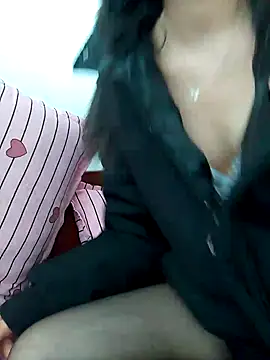 Snapshot of Vani_S2 chatting on February 9, 12:52 pm Vani S2 online show from February 9, 12:52 pm