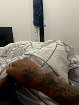 Snapshot of Nathan12- chatting on December 15, 10:15 pm Nathan12- online show from December 15, 10:15 pm