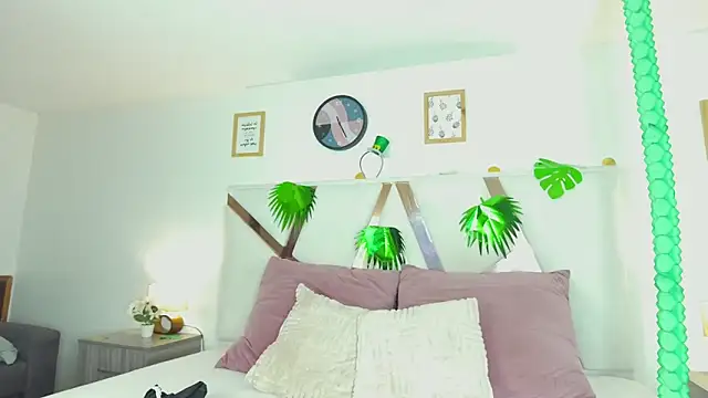 Snapshot of briannajackson_ chatting on March 18, 3:12 pm briannajackson online show from March 18, 3:12 pm