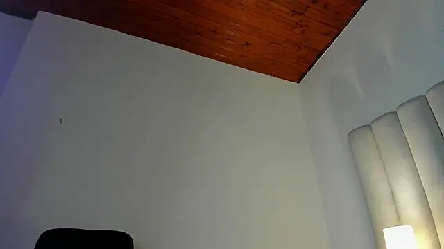 Snapshot of briannajackson_ chatting on February 20, 11:20 am briannajackson online show from February 20, 11:20 am
