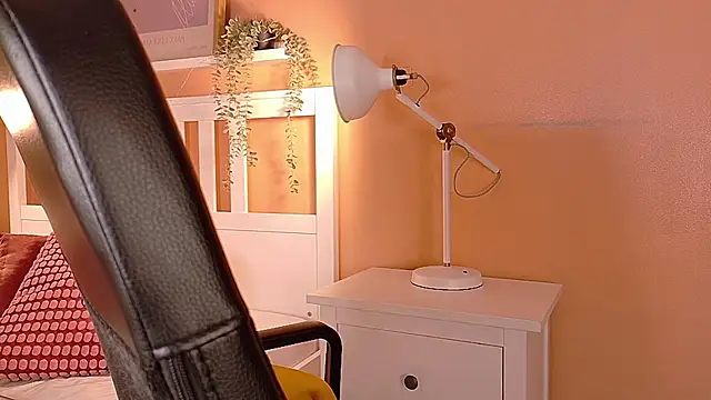 Snapshot of briannajackson_ chatting on October 11, 11:44 am briannajackson online show from October 11, 11:44 am