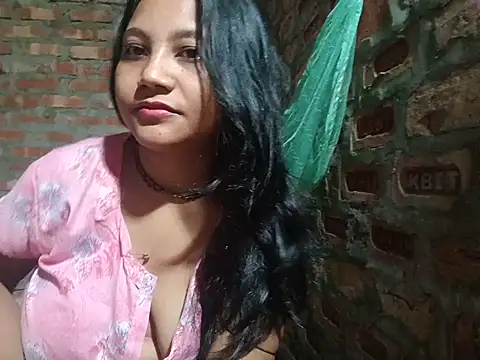 Snapshot of Cuterinki chatting on June 9, 11:39 pm Cuterinki online show from June 9, 11:39 pm