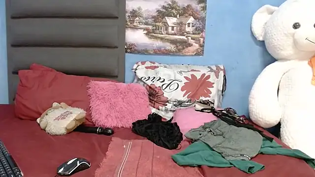 SexyMbalee online show from March 27, 10:05 am