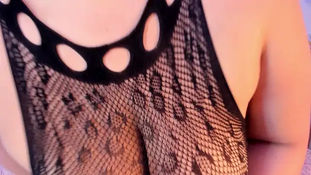 mariaa fernanda online show from May 12, 11:49 am