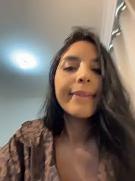  miaquevedo  online show from April 22, 12:56 pm