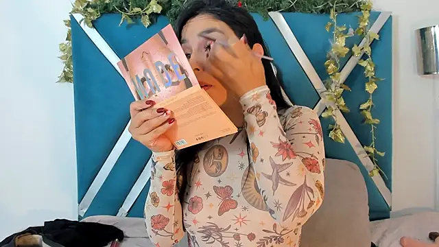  miaquevedo  online show from December 15, 2:01 pm