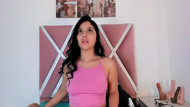  miaquevedo  online show from February 28, 10:48 am