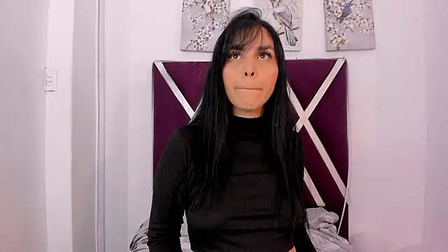  miaquevedo  online show from March 10, 11:25 am