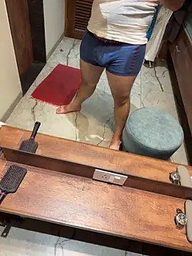 versatile guy01 online show from October 21, 5:56 pm