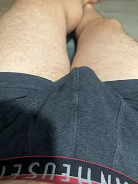 versatile guy01 online show from May 31, 5:51 pm