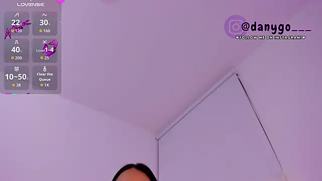 Snapshot of ZarianaEvanz chatting on November 3, 10:57 pm ZarianaEvanz online show from November 3, 10:57 pm