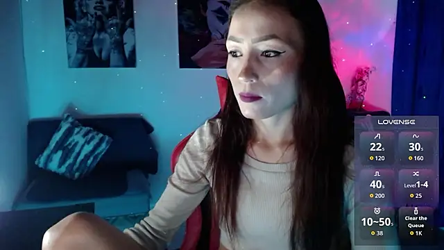 Sara-Guzman1 online show from March 16, 4:42 am