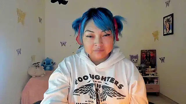 Shaddycute  online show from October 3, 1:01 pm