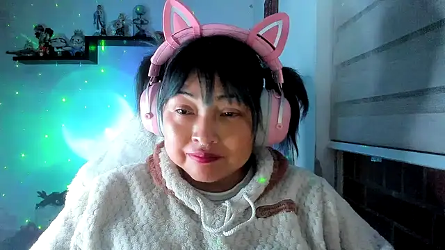 Shaddycute  online show from June 4, 2:38 am
