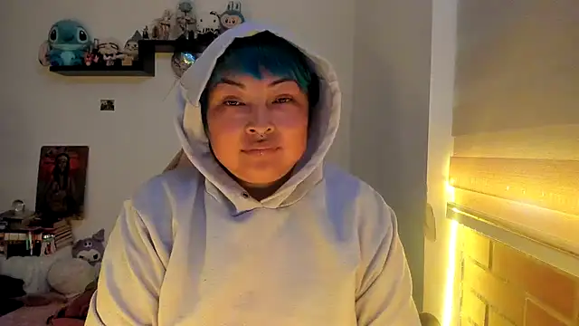 Shaddycute  online show from January 7, 2:55 pm