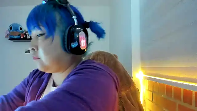 Shaddycute  online show from November 4, 5:17 pm