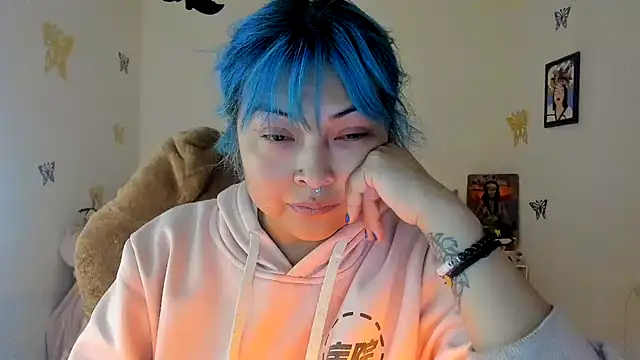 Shaddycute  online show from September 29, 3:02 am