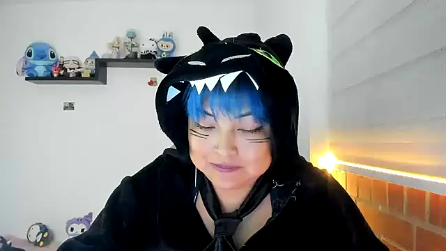 Shaddycute  online show from November 25, 1:50 am