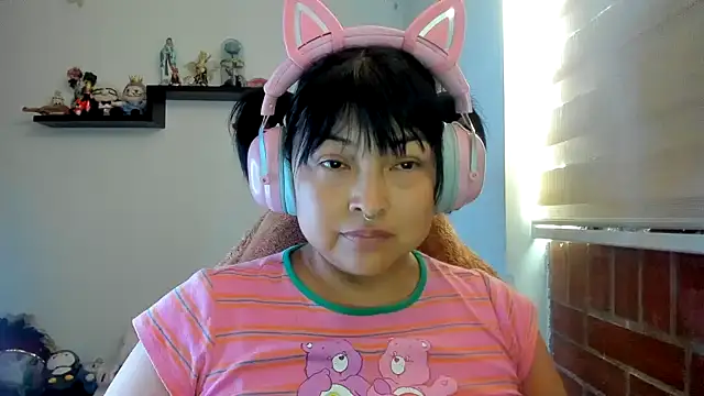 Shaddycute  online show from June 30, 6:19 pm